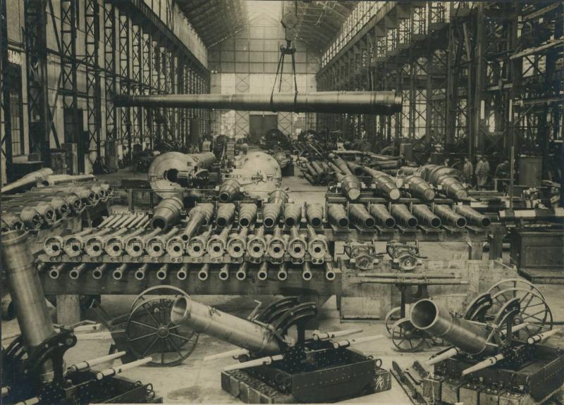 Gruppo di bocche da fuoco varie