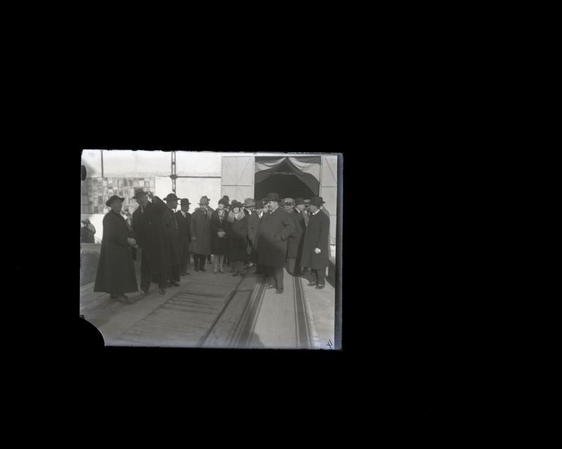 Visita di civili allo stabilimento di Fiume - 3