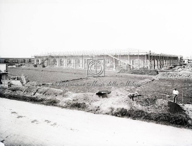 Nuovo stabilimento. Esterno.