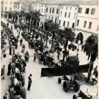 La sfilata in Corso Martiri della libertà (2)