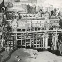 Cantiere di ricostruzione con tecnici e operai (4)